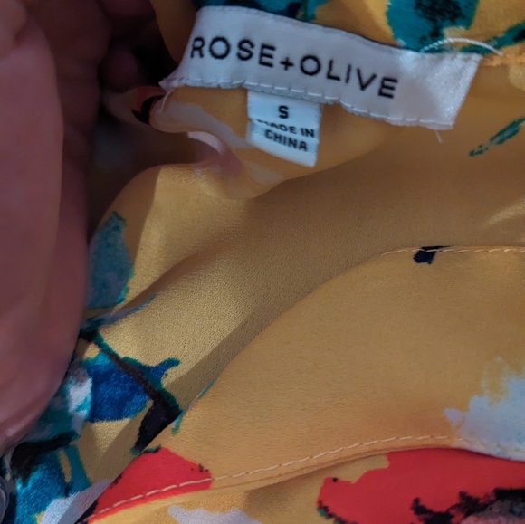 Bundle of 3 floral tops, small - Picture 2 of 7